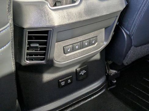 Used 2022 Toyota Tundra Platinum image 18