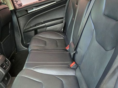Used 2019 Ford Fusion Titanium AWD/4WD image 40