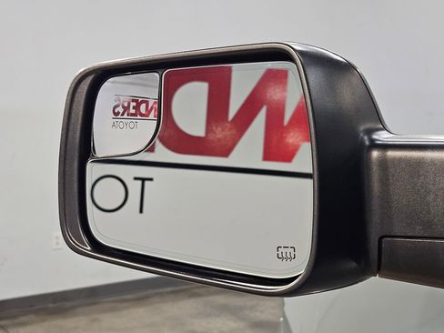 Used 2021 RAM 1500 Big Horn w/ Built-to-serve Edition image 22