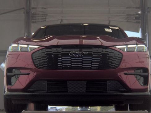 Certified 2025 Ford Mustang Mach-E GT AWD/4WD image 3