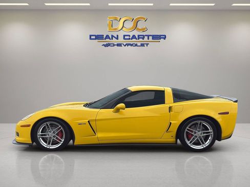 Used 2006 Chevrolet Corvette Z06 w/ Preferred Equipment Group RWD image 2
