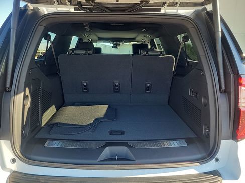 New 2026 GMC Yukon XL AT4 w/ AT4 Premium Plus Package image 7