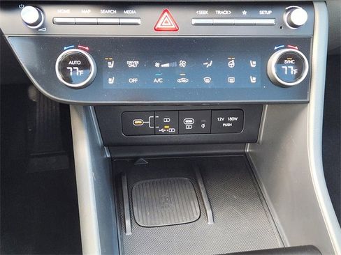 Used 2025 Hyundai Sonata Limited image 15