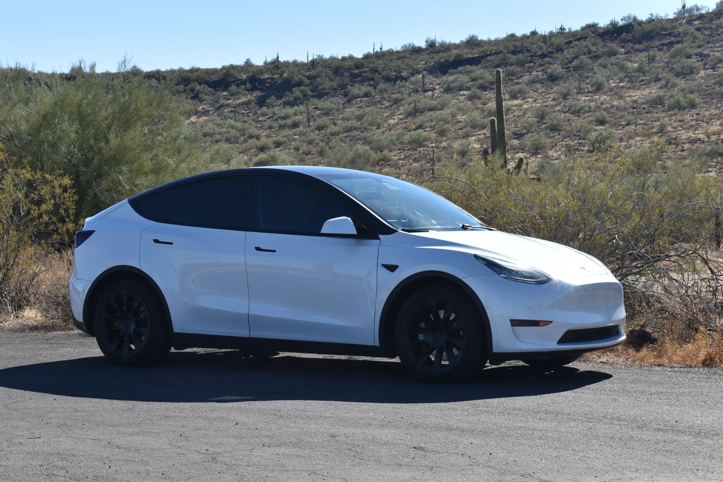 Used 2021 Tesla Model Y Long Range AWD/4WD image 3