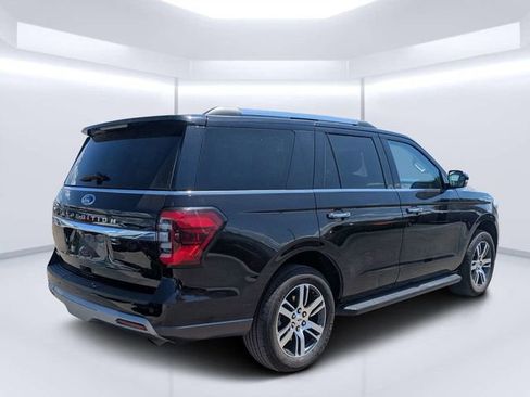 Used 2024 Ford Expedition Limited AWD/4WD image 3