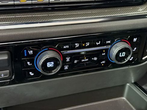 Used 2023 Chevrolet Silverado 1500 ZR2 w/ Technology Package image 15