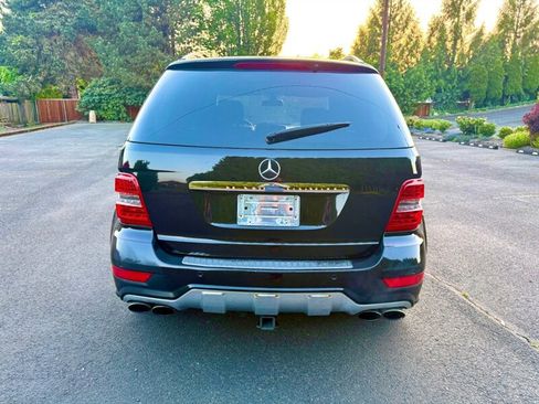 Used 2009 Mercedes-Benz ML 63 AMG 4MATIC image 6