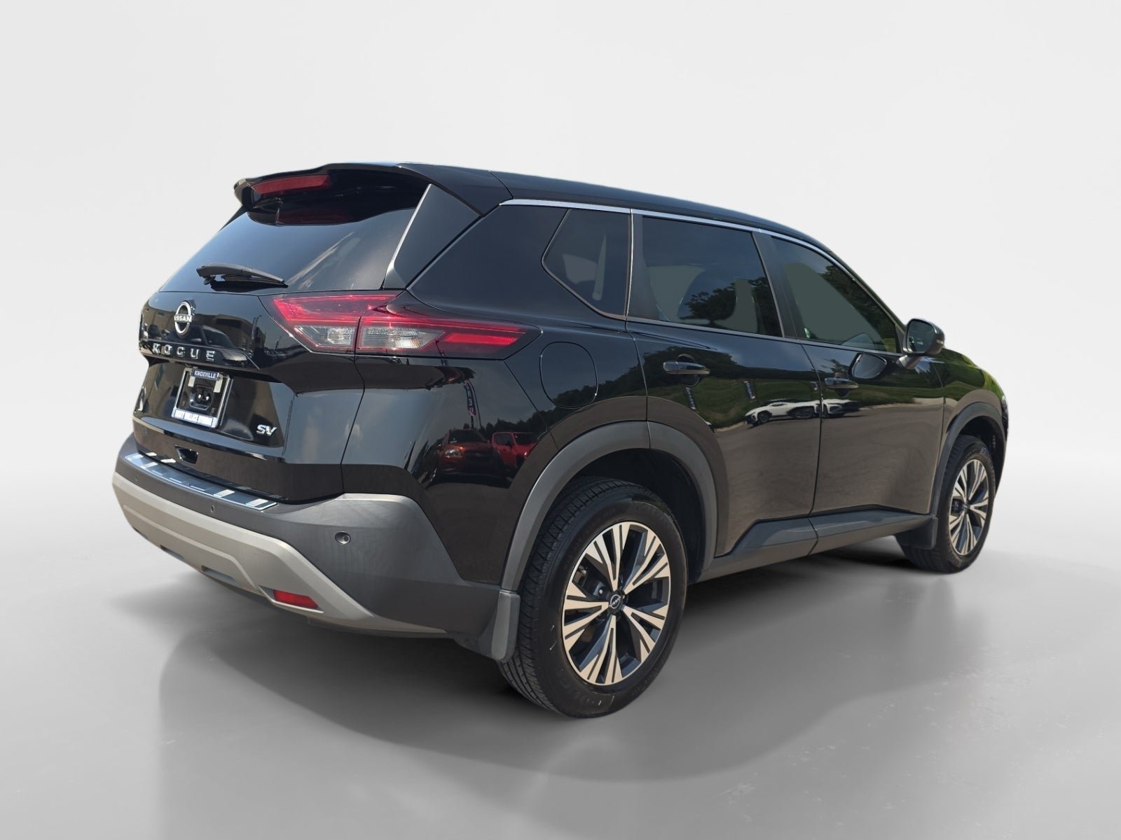 Used 2022 Nissan Rogue SV FWD image 3