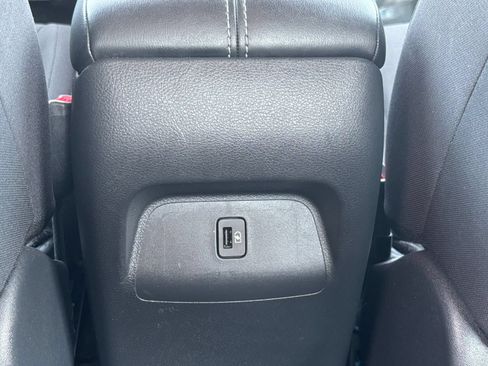 Used 2026 Volkswagen Taos SE AWD/4WD image 20