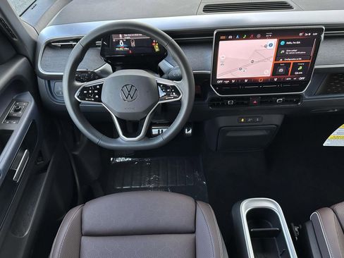 New 2025 Volkswagen ID. Buzz Pro S image 12