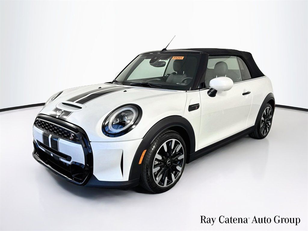 Used 2024 MINI Cooper S FWD image 3