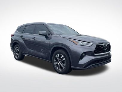 Used 2020 Toyota Highlander XLE