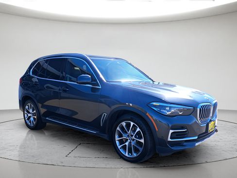 Used 2023 BMW X5 xDrive40i AWD/4WD image 1