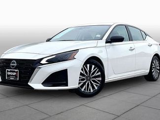 Certified 2025 Nissan Altima 2.5 SV FWD video 1