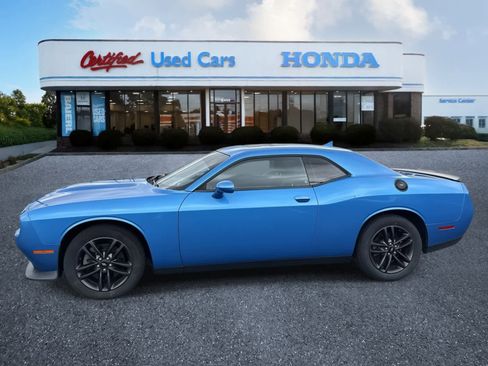 Used 2019 Dodge Challenger GT w/ Plus Package image 2