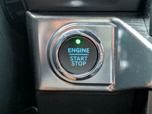 Used 2023 Ford F150 Lariat w/ Equipment Group 502A High AWD/4WD image 27