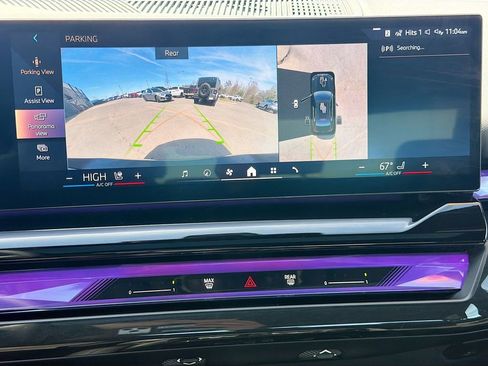 Used 2025 BMW 540i xDrive image 34