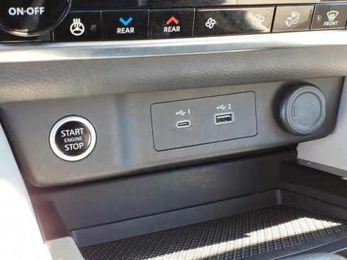 Certified 2023 Nissan Rogue SL w/ SL Premium Package AWD/4WD image 25