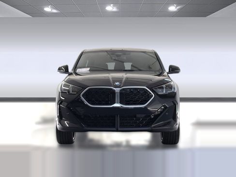 New 2026 BMW X2 xDrive28i w/ Technology Package AWD/4WD image 6