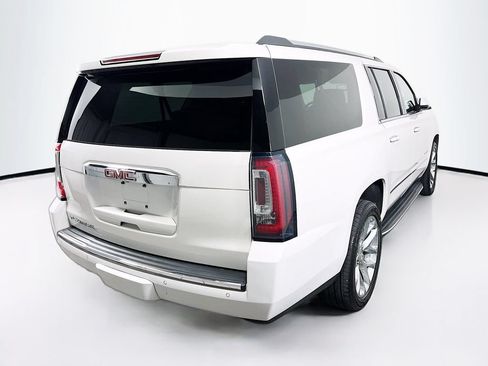Used 2020 GMC Yukon XL Denali w/ Open Road Package AWD/4WD image 7