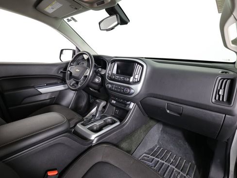 Used 2017 Chevrolet Colorado LT w/ LT Convenience Package image 19