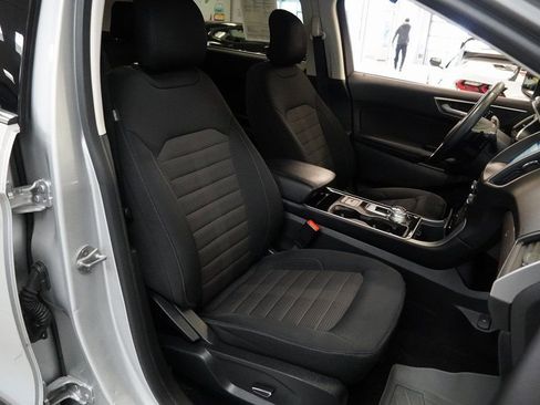 Used 2019 Ford Edge SEL image 26