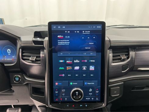 Used 2022 Ford Expedition Max Platinum image 30