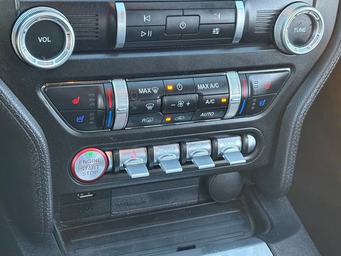 Used 2022 Ford Mustang Premium image 18