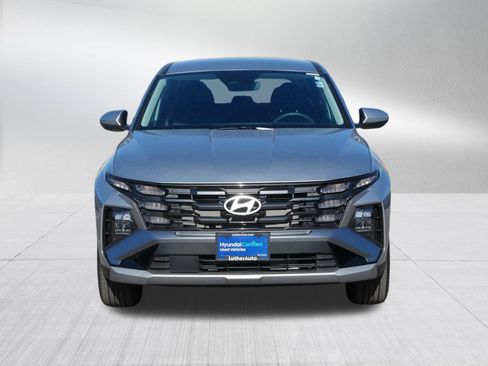 Certified 2025 Hyundai Tucson SE AWD/4WD image 2