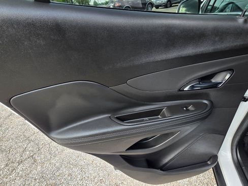 Used 2019 Buick Encore Preferred FWD image 29