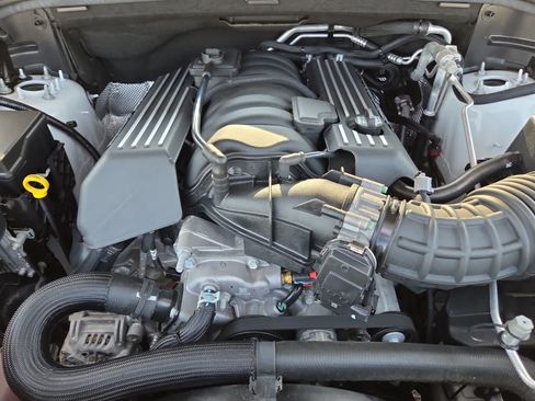 Used 2022 Dodge Durango SRT w/ Premium Interior Group AWD/4WD image 17