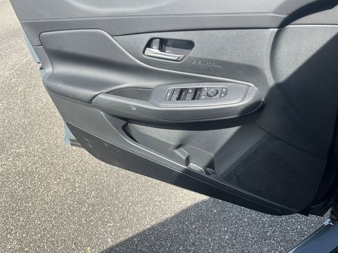 New 2026 Nissan Sentra SV w/ Floor Mat Package FWD image 12