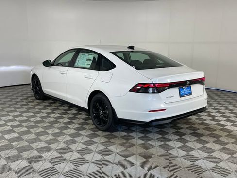 New 2025 Honda Accord SE image 5