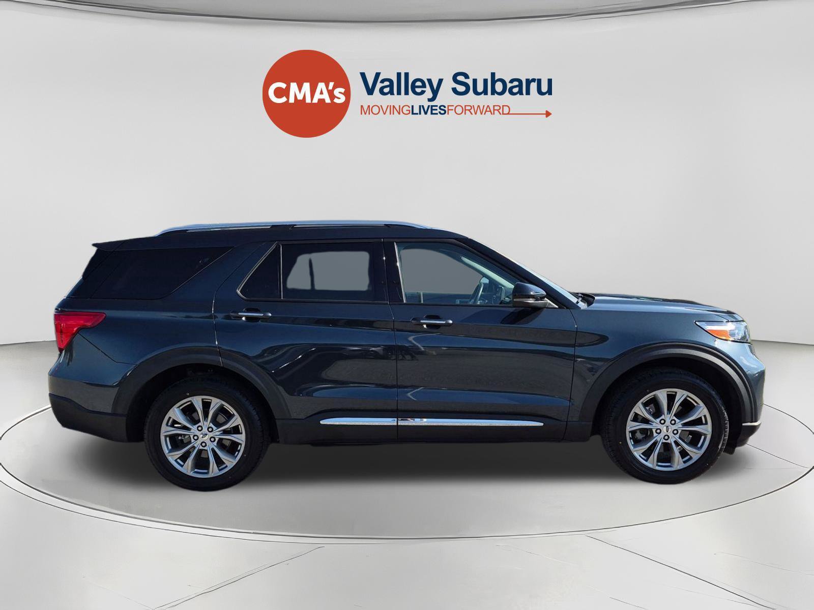 Used 2024 Ford Explorer Limited w/ Limited Technology Package AWD/4WD image 6