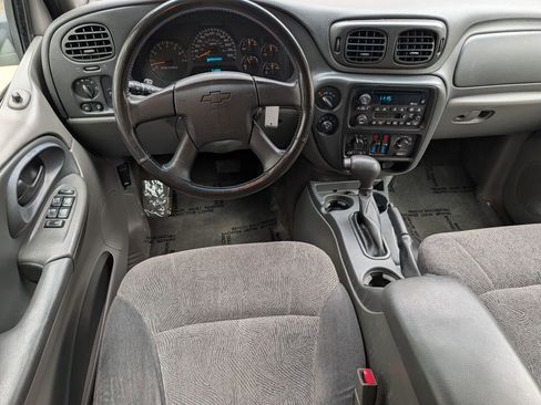 Used 2003 Chevrolet TrailBlazer LT image 14