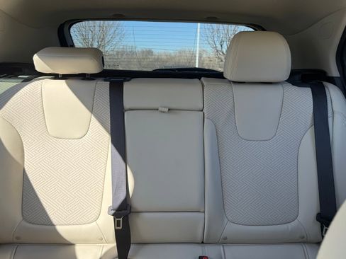 Used 2023 Buick Encore GX Essence w/ Experience Buick Package image 20