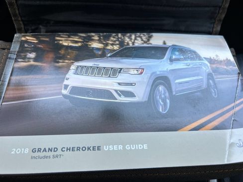 Used 2018 Jeep Grand Cherokee Laredo RWD image 19