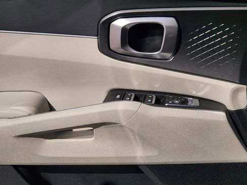 New 2025 Kia Sorento S image 17