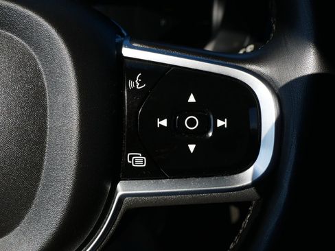 Certified 2023 Volvo XC90 T8 Plus AWD/4WD image 26