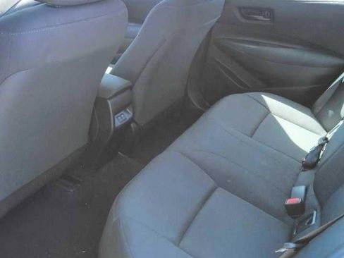 Used 2024 Toyota Corolla LE FWD image 7