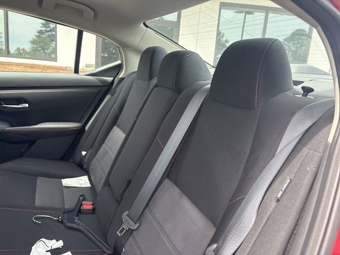 Used 2024 Nissan Sentra SR image 5