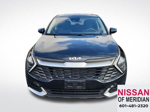 Used 2024 Kia Sportage LX image 8