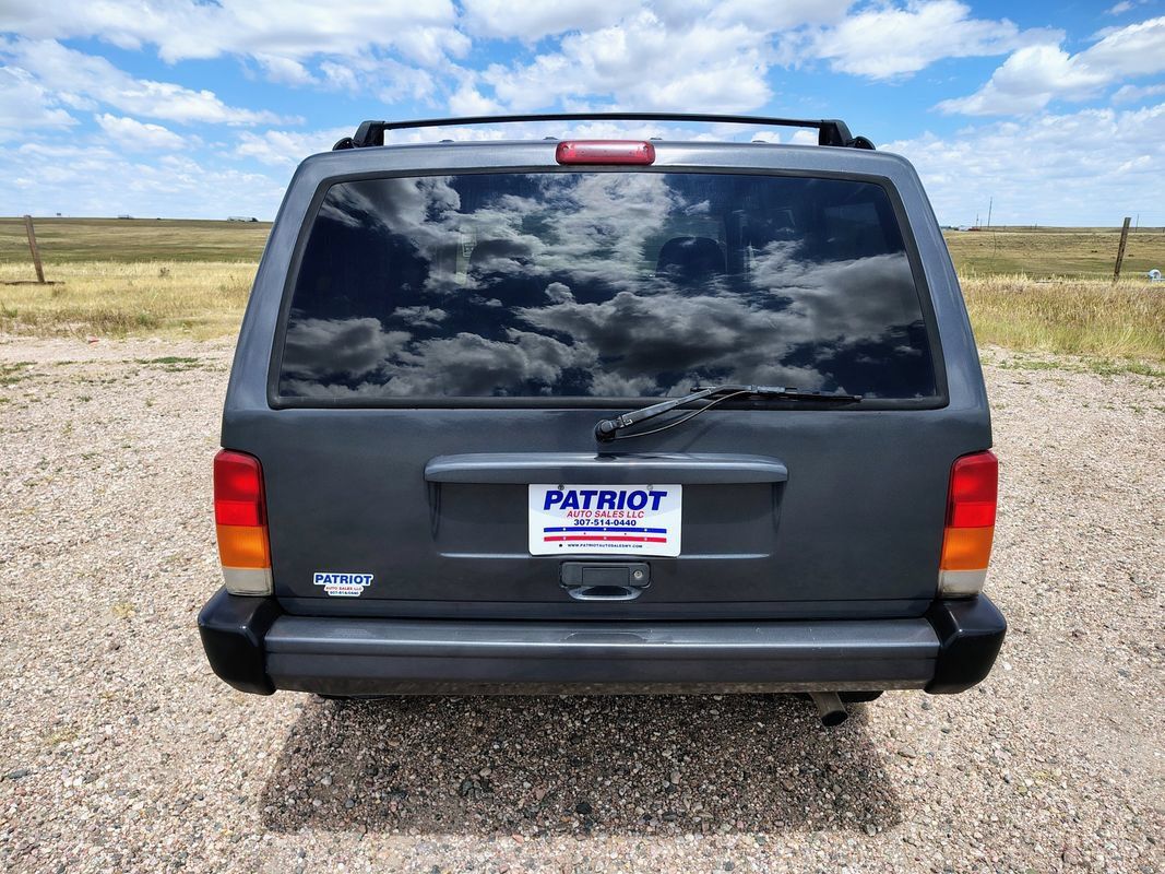 Used 2000 Jeep Cherokee Sport AWD/4WD image 4