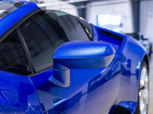 Used 2019 Lamborghini Huracan LP 580-2 image 13