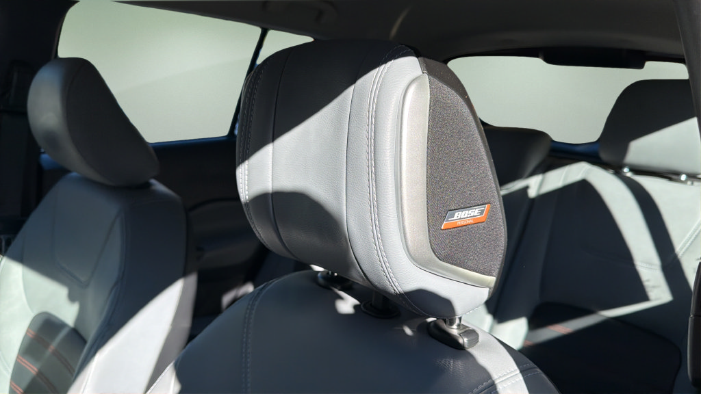 Used 2023 Nissan Kicks SR w/ SR Premium Package FWD image 13