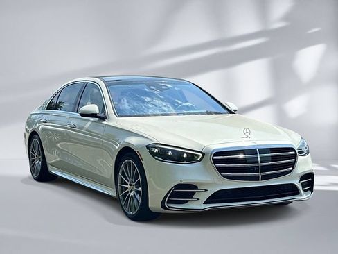 Certified 2023 Mercedes-Benz S 580 4MATIC Sedan image 6