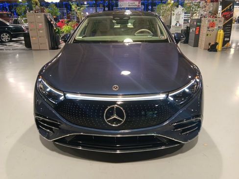 Used 2023 Mercedes-Benz EQS 450+ 4MATIC Sedan image 10