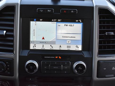 Used 2018 Ford F150 Lariat w/ Equipment Group 502A Luxury AWD/4WD image 19