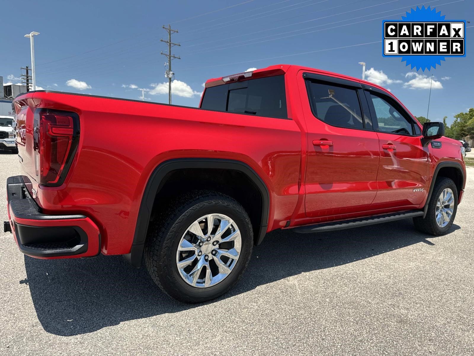 Used 2021 GMC Sierra 1500 AT4 w/ AT4 Premium Package AWD/4WD image 4