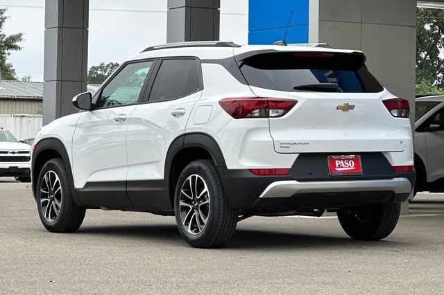 New 2026 Chevrolet TrailBlazer LT w/ Convenience Package AWD/4WD image 9